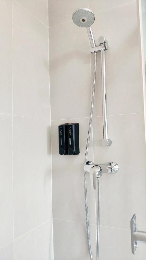 Vut Skyline Apartment Segovia Bagian luar foto