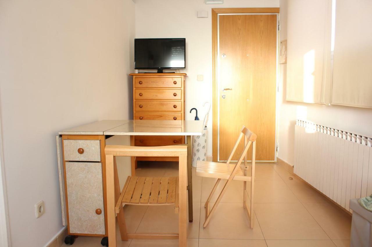 Vut Skyline Apartment Segovia Bagian luar foto