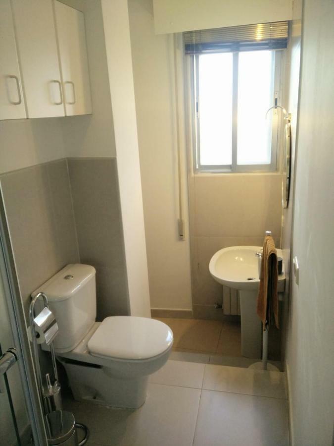 Vut Skyline Apartment Segovia Bagian luar foto