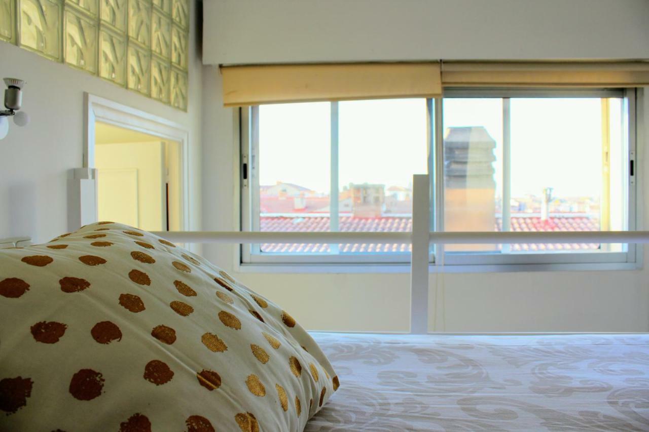 Vut Skyline Apartment Segovia Bagian luar foto